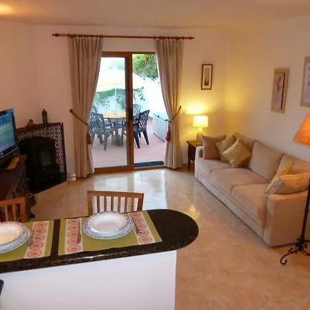 1 Bed Traditional Holiday Oasis Capistrano Spain Hébergement de vacances *